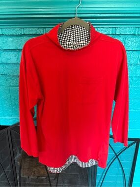 Izod Red Top with Black-and-White Houndstooth Trim